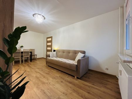 Po generalnym remoncie | Balkon | Metro | 2 pokoje - Photo 2