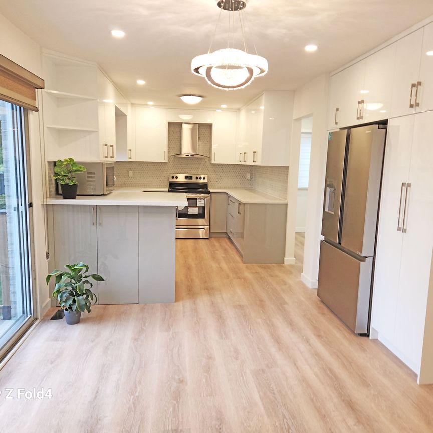 For Lease - 942 Snowbird Street, Oshawa, Ontario - Photo 1