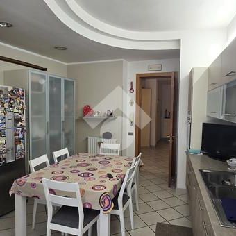 Multilocale in affitto - Photo 2
