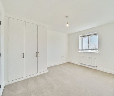 Kingfisher drive - Photo 1