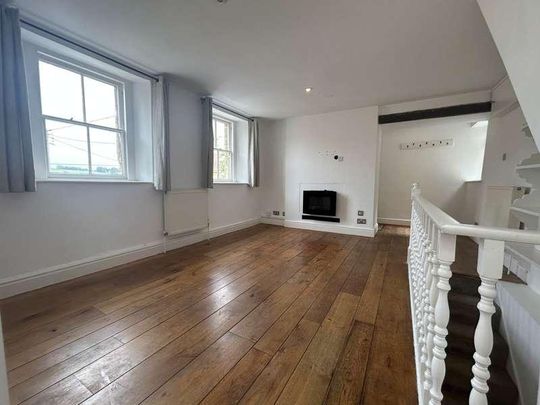 Middle Stoke, Bath, BA2 - Photo 1