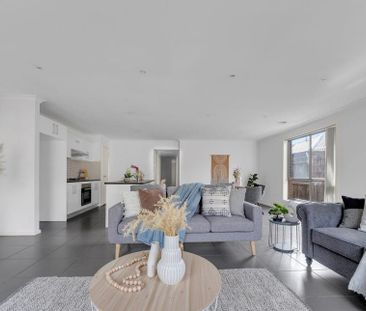 Modern Family Home for Comfortable Living - Photo 4