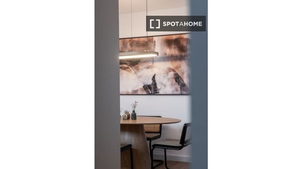 3 room luxury Apartment for rent in Seville, Andalusia - Photo 1