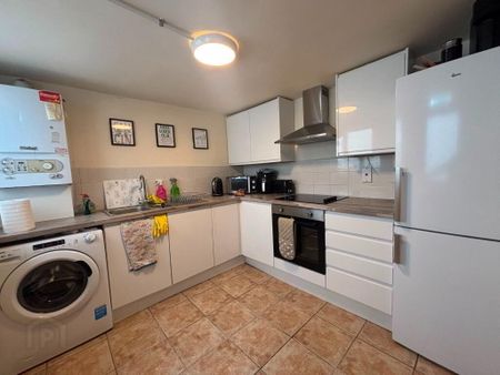 46 Rugby Avenue, Belfast, BT7 1RG - Photo 2