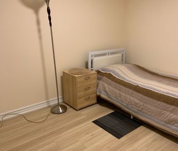 For Lease - 175 Mabley Crescent, Vaughan, Ontario - Photo 5