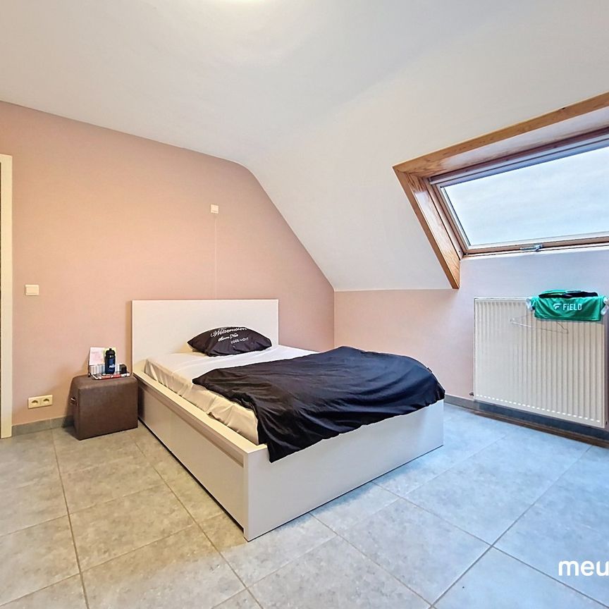 Lichtrijk appartement met twee ruime slaapkamers - Foto 1