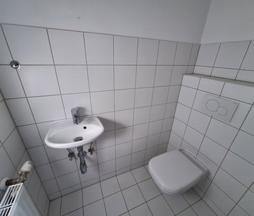 360° Tour / Großzügige, moderne 3-Zimmer-Altbauwohnung in guter, ze... - Foto 5