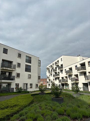 LUXUEUS APPARTEMENT VAN +- 120M2 OP WANDELAFSTAND VAN HET CENTRUM VAN BILZEN - 2 SLPKS - PRIVATIEF TERRAS - ONDERGRONDSE AUTOSTAANPLAATS EN 3 KELDERBERGINGEN! - Foto 4