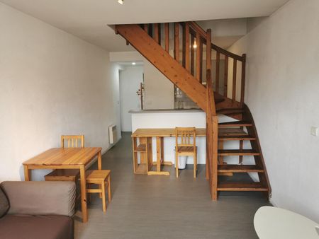 Location Appartement 2 pièces 44m² BORDEAUX 33000 - Photo 3