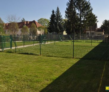 2-Zimmer Gartenwohnung + 34m² Untergeschoß & Garagenplatz in Oberla... - Photo 2