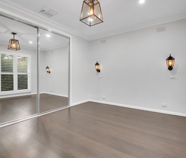 33 Yallambie Road, Macleod VIC 3085 - House For Rent | Domain - Photo 6