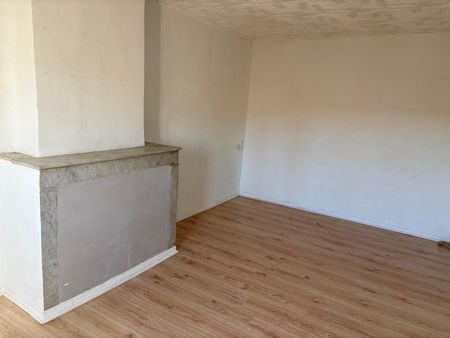 Location Appartement 64m² ST MAXIMIN LA STE BAUME 83470 - Photo 2