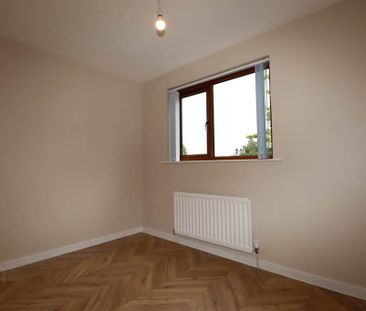 12 Alpha Court, Belfast Road, Lisburn, BT27 4EQ - Photo 5