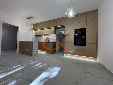 Pronájem bytu 2+kk 56 m² - Fotografie 3