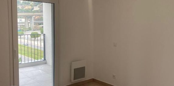 Location Appartement 2 pièces 39m² NICE 06200 - Photo 2