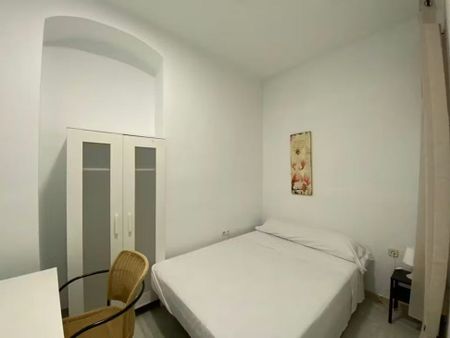 Calle San Luis, Sevilla, Andalusia 41003 - Foto 4