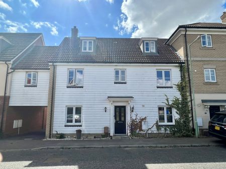 Bridge Farm Close, Bury St. Edmunds, Mildenhall - Photo 4