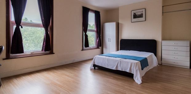 4 bedroom maisonette for rent - Photo 1