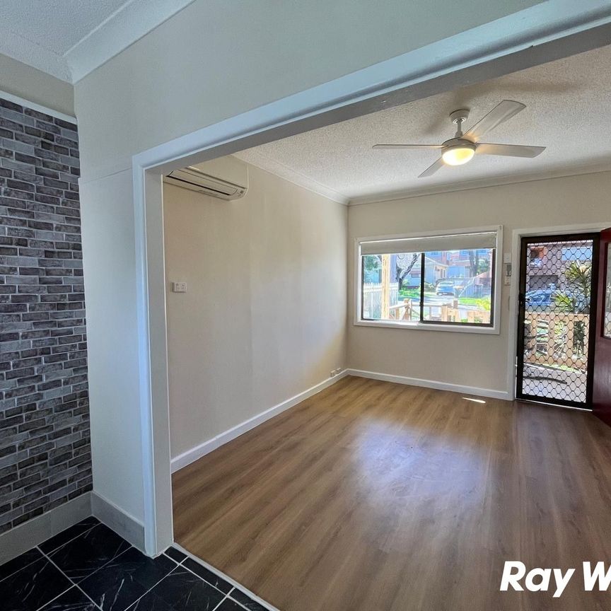 Your New Home Awaits: A Charming Two-Bedroom Home in the Heart of Blacktown - Photo 1