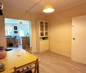 Room in a Shared House, Burgess Road, SO16 - Photo 1