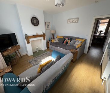 3 bedroom end of terrace house to rent - Photo 1