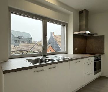 Volledig gerenoveerd, instapklaar duplex appartement met terras in ... - Photo 1