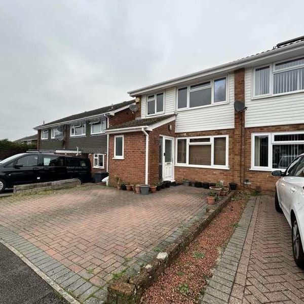 Britten Road, Basingstoke, RG22 - Photo 1