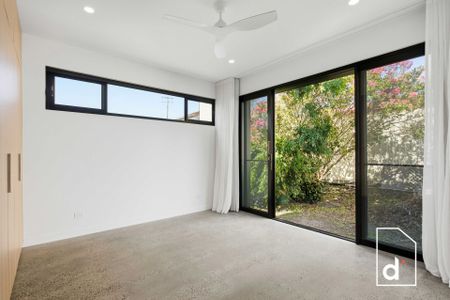 Thirroul Living With Ocean Glimpses - Photo 2