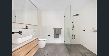 Oversized luxury two bedroom terrace apartments (over 55's) - Photo 2