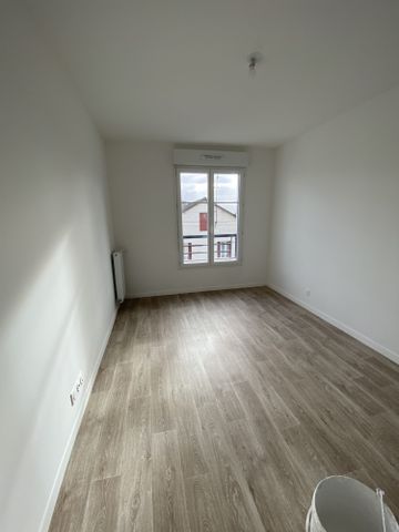 Location Appartement 2 pièces 39m² LE BLANC MESNIL 93150 - Photo 4