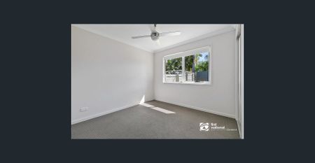 MODERN FAMILY HOME IN BEAUTIFUL CLEVELAND - Photo 2