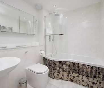 2 Bed Terraced House, Victoria Rise, NW6 - Photo 6