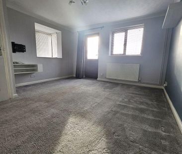 2 bedroom semi-detached house to rent - Photo 1