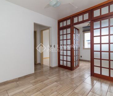 Apartamento com 2 quartos e 44m² para alugar em Cristal, Porto Alegre. - Foto 2