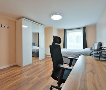 2 bedroom flat to rent - Photo 3