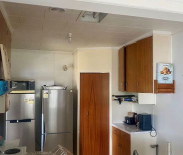 Papatoetoe, 25 Elizabeth Avenue - Photo 2