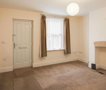 2 bedroom terraced house to rent - Photo 3