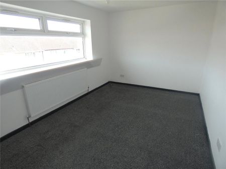 2 bedroom semi-detached house to rent - Photo 2