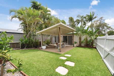 85 Burralong Street, Deagon. - Photo 2