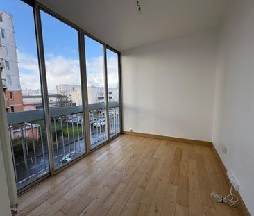 Location Appartement 3 pièces 72m² JOUE LES TOURS 37300 - Photo 2