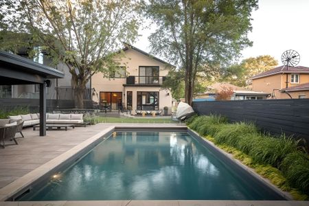 For Lease - 8 Nora Road, Toronto, Ontario - Photo 3