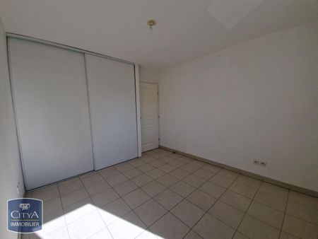 Location Appartement 3 pièces 60m² TOULON 83200 - Photo 3