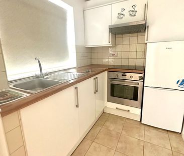 1 Bed Flat, Belvoir Court, HA3 - Photo 3
