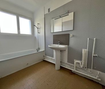 Location Appartement 3 pièces 76m² ROUEN 76100 - Photo 3