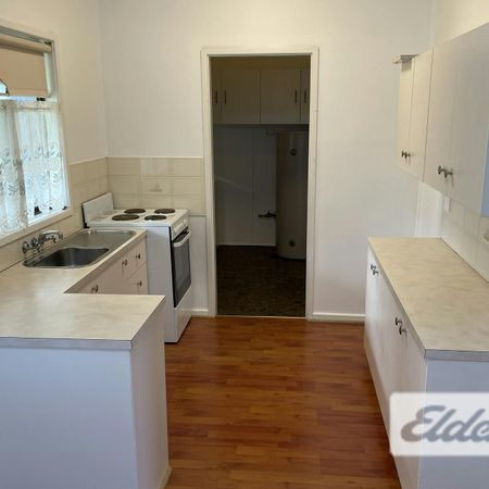 FAMILY HOME, QUIET LOCATION - Photo 3