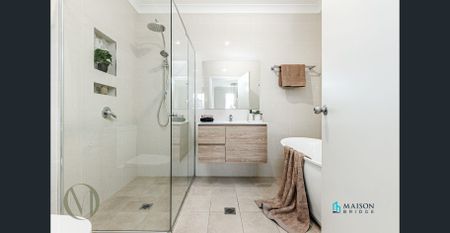 Contemporary 5 Bedroom Duplex, Quiet and Convenient Position - Photo 2