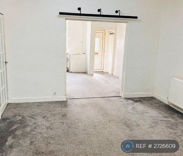 3 bedroom terraced house to rent - Photo 6