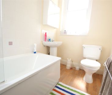 Student Properties to Let - Photo 5