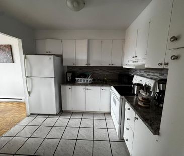 Grand 4 ½ à Louer – 3e étage - Photo 3
