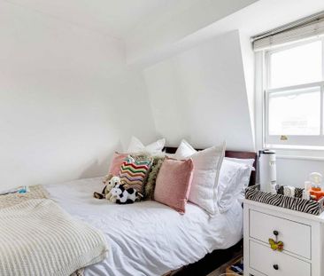 2 bedroom flat to rent - Photo 5